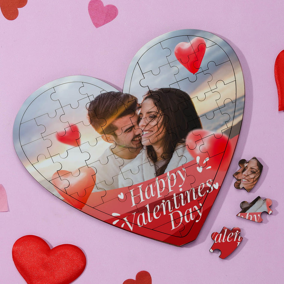 https://cdnnew.propshop24.com/f_auto%2Cq_auto%2Ct_pnopt19prodlp/products/p-valentine-s-day-personalized-puzzle-265496-1.jpg