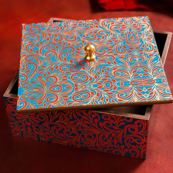 Box Paisley Single Piece