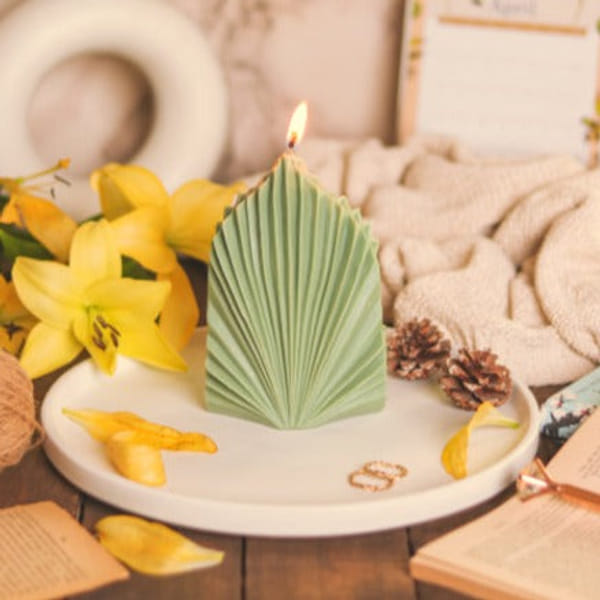 Candle - Paperfan - Mischief - Green - Single Piece