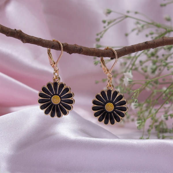 Cute Black Floral Earrings