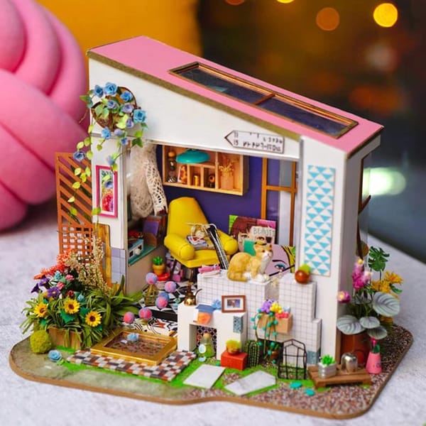 DIY - Miniature Dollhouse Kit - Lilys Porch