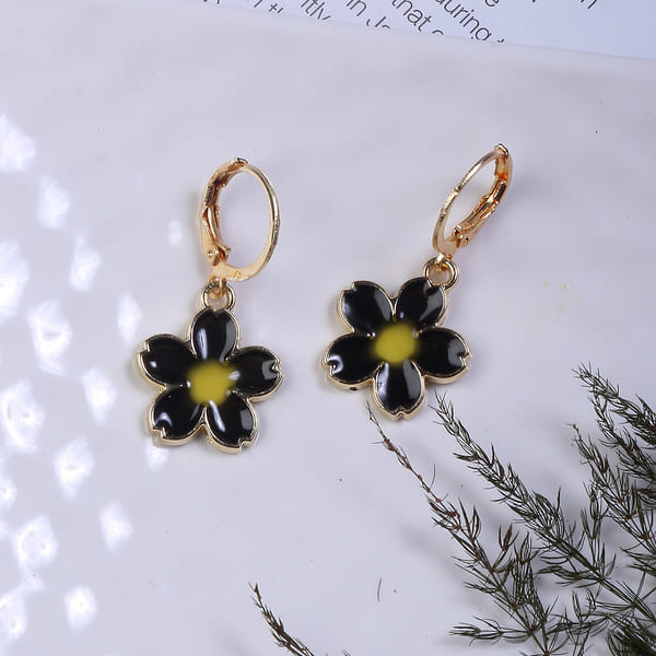 Elegant Black Flower Charm Earrings