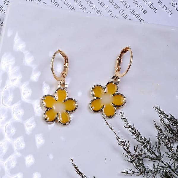 Elegant Yellow Flower Charm Earrings