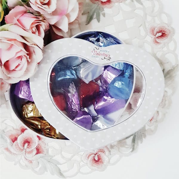 Heart Gift Box - Cream Love