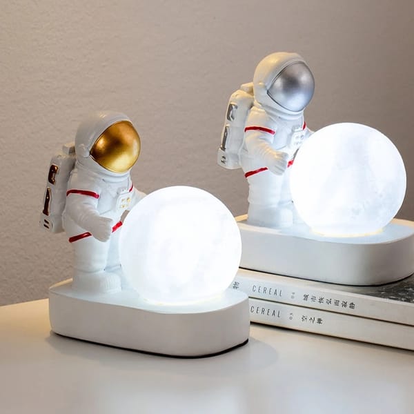 Night Lamp - Astronaut - Single Piece