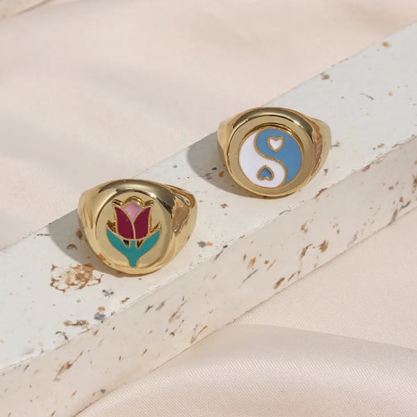Rings - Gold Signet - Tulip - Single Piece