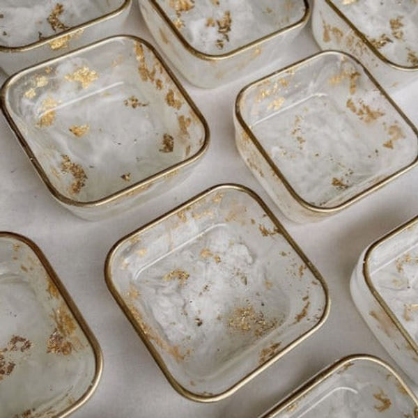 Small Bowl - Square - Transparent With Golden Border - Single Piece